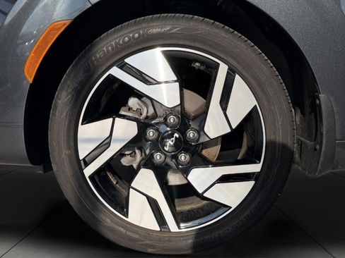 Used 2023 Kia Soul GT-Line FWD image 7