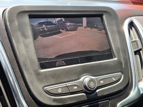 Certified 2023 Chevrolet Equinox LT FWD image 21