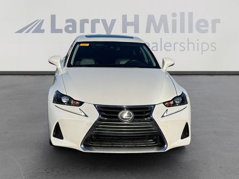 Used 2018 Lexus IS 300 300 image 8
