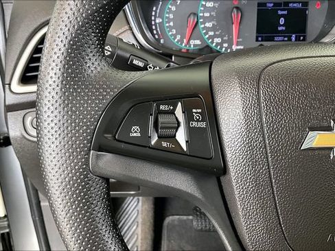 Used 2020 Chevrolet Trax LS w/ Tint and Cruise Package AWD/4WD image 10