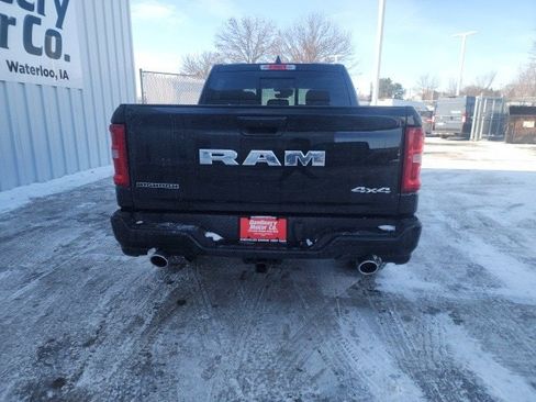 New 2026 RAM 1500 4x4 Crew Cab image 21