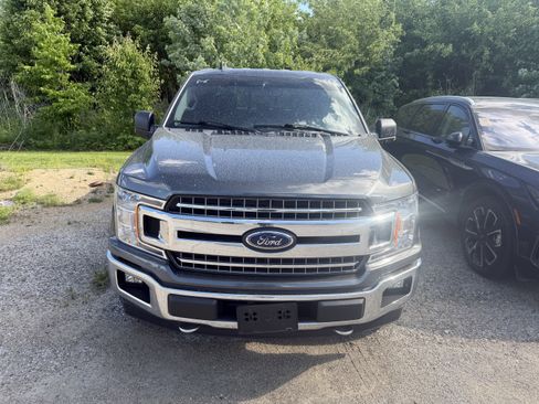 Used 2020 Ford F150 XLT w/ Equipment Group 302A Luxury AWD/4WD image 16