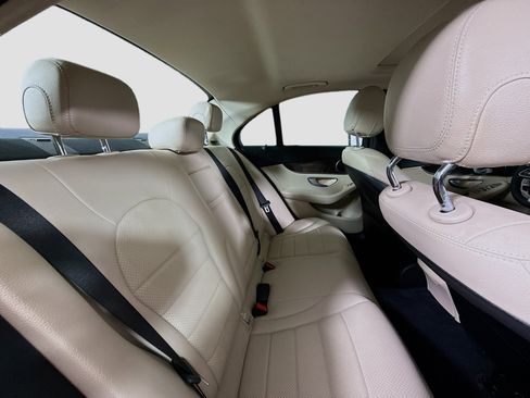 Used 2021 Mercedes-Benz C 300 Sedan image 27