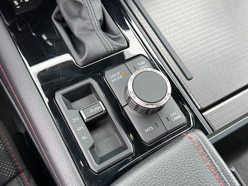 Used 2025 Toyota Sequoia TRD Pro AWD/4WD image 19