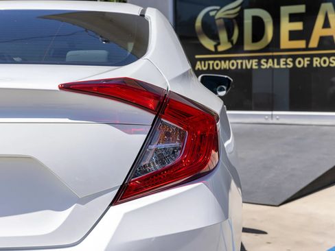 Used 2018 Honda Civic LX image 10