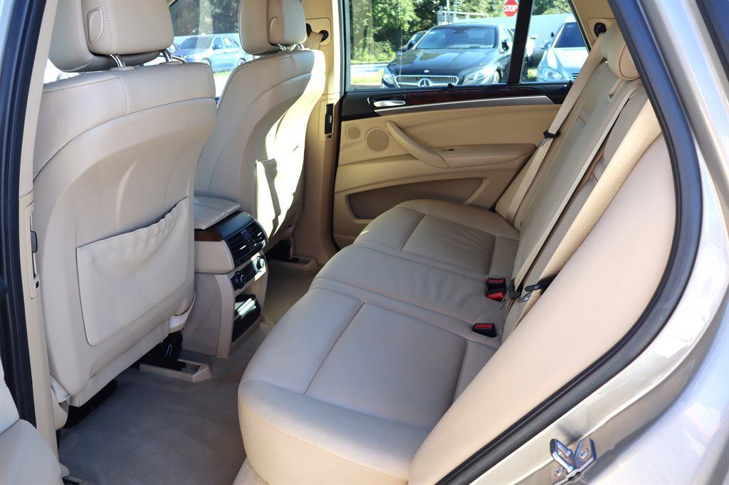 Used 2012 BMW X5 xDrive35d AWD/4WD image 19