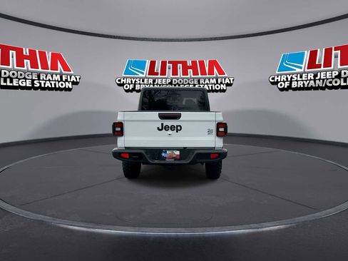 New 2026 Jeep Gladiator Sport image 7