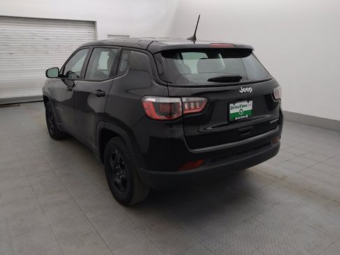 Used 2018 Jeep Compass Sport w/ Tech Group FWD image 5