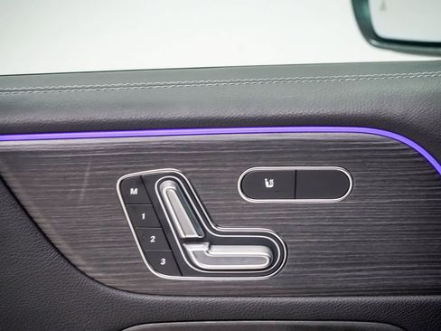 Used 2026 Mercedes-Benz GLB 250 image 20