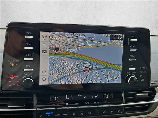 Used 2022 Toyota Sienna Limited FWD image 13