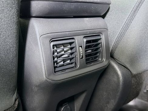 Used 2023 Toyota RAV4 LE FWD image 23