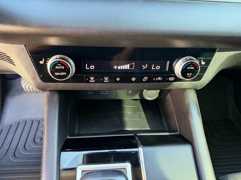Used 2024 Mitsubishi Outlander SE AWD/4WD image 37