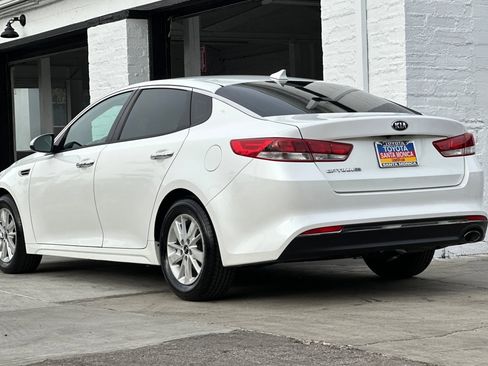 Used 2016 Kia Optima LX image 6