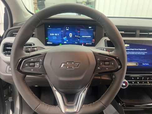 New 2027 Chevrolet Bolt LT w/ Comfort Package FWD image 6