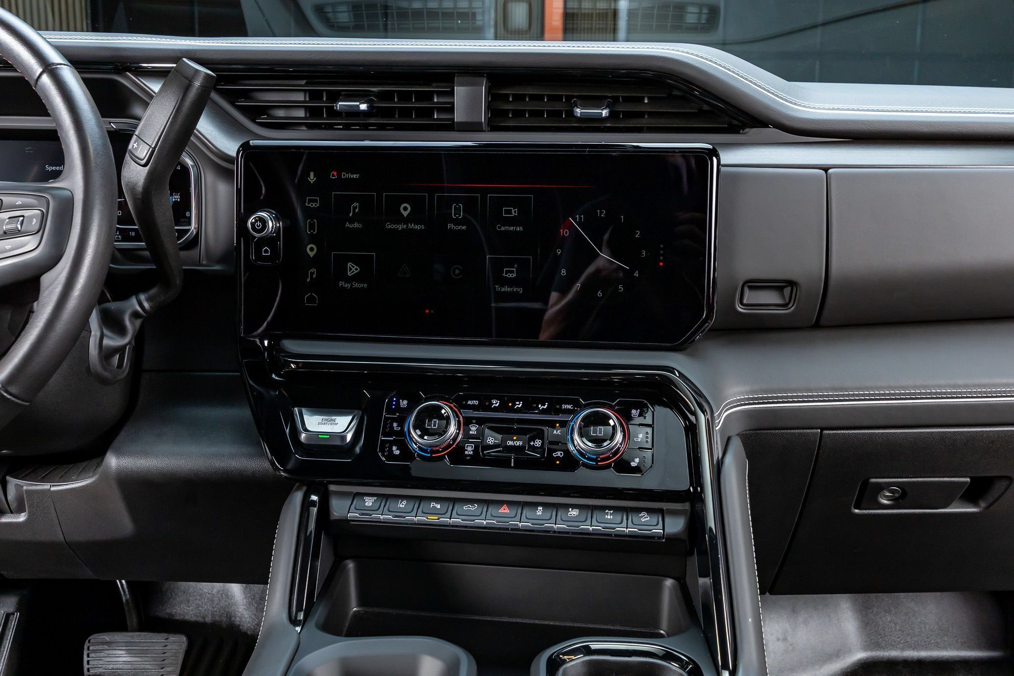 Used 2025 GMC Sierra 2500 AT4X AWD/4WD image 24