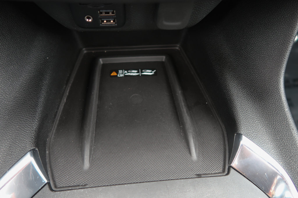Used 2023 Chevrolet Traverse RS AWD/4WD image 40