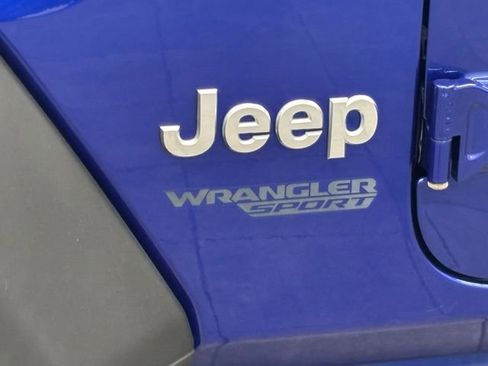 Used 2020 Jeep Wrangler Sport image 7