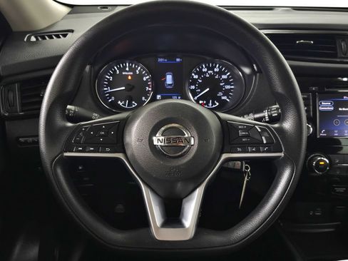 Used 2018 Nissan Rogue S AWD/4WD image 15