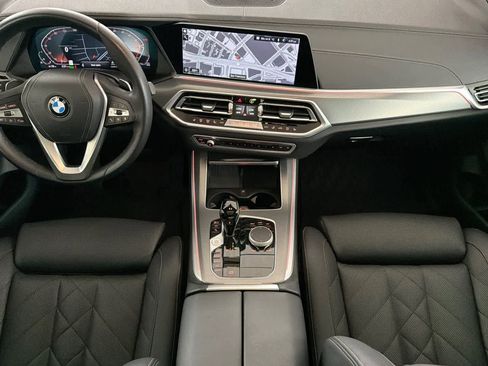 Certified 2023 BMW X5 xDrive40i w/ Premium Package AWD/4WD image 3