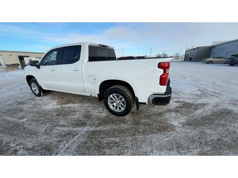 Certified 2024 Chevrolet Silverado 1500 LT w/ Z71 Off-Road Package image 12