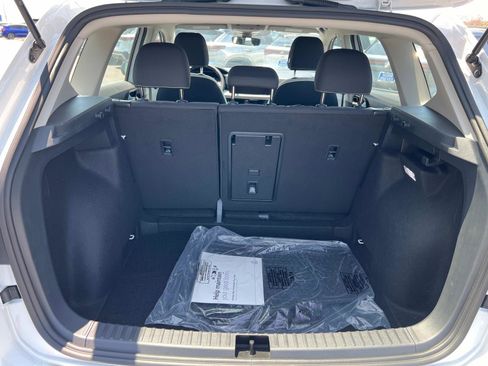 New 2025 Volkswagen Taos S image 19