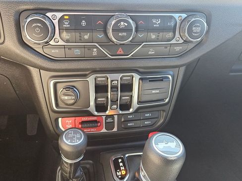 New 2025 Jeep Wrangler Unlimited Sport S 4xe AWD/4WD image 19