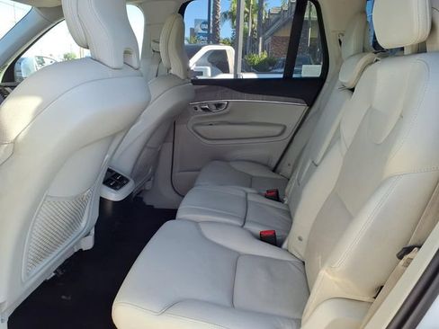 Used 2023 Volvo XC90 B6 Plus AWD/4WD image 21