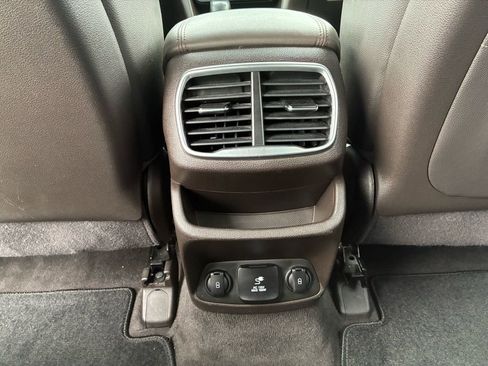 Used 2020 Hyundai Santa Fe Limited w/ Cargo Package image 17