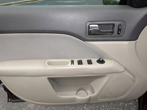 Used 2012 Ford Fusion SE image 18