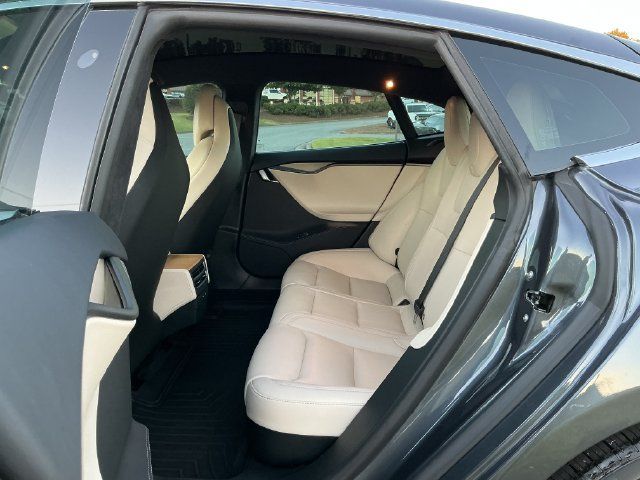 Used 2020 Tesla Model S Long Range AWD/4WD image 24