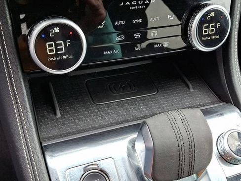 Used 2024 Jaguar F-PACE R-Dynamic S image 30