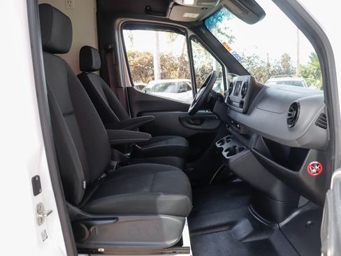 Used 2020 Mercedes-Benz Sprinter 3500 w/ Driver Convenience Package image 34