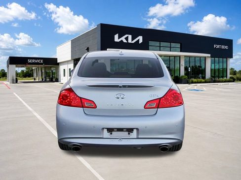 Used 2012 INFINITI G37 x Sedan w/ Premium Pkg AWD/4WD image 6