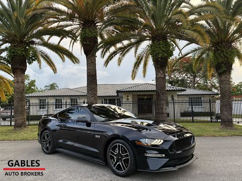 Used 2021 Ford Mustang GT RWD image 1