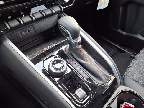 New 2026 Chevrolet Colorado Z71 w/ Technology Package image 8