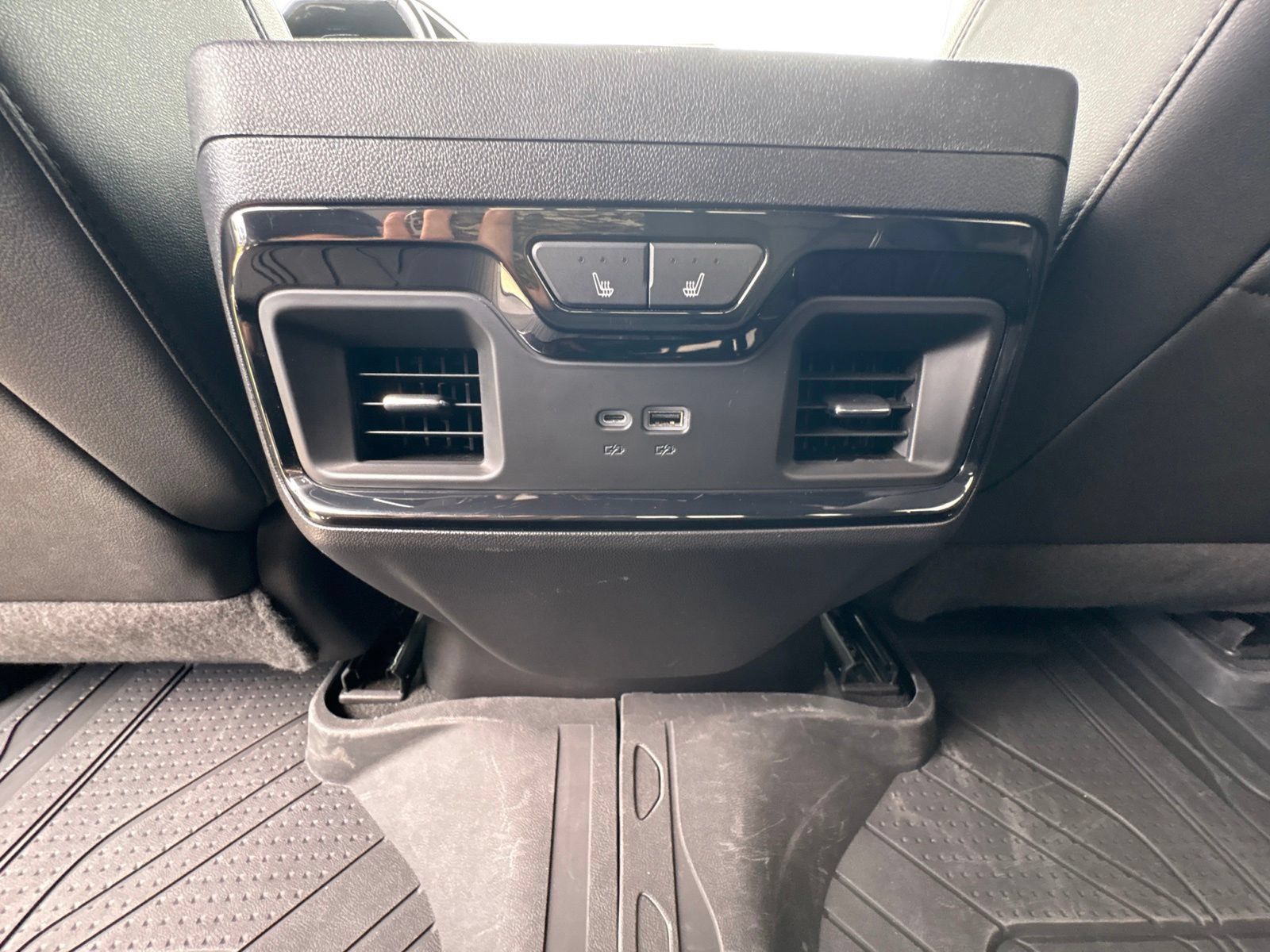 Used 2022 Chevrolet Silverado 1500 ZR2 w/ Technology Package AWD/4WD image 52