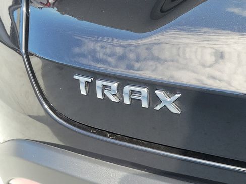Used 2026 Chevrolet Trax LT image 7