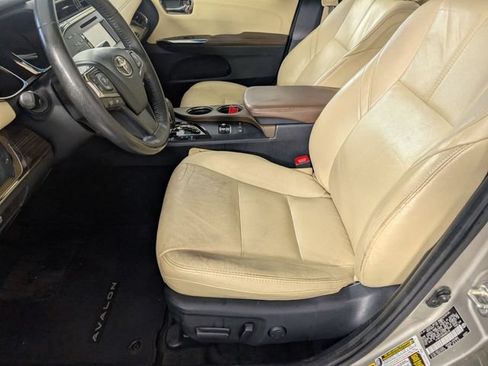 Used 2013 Toyota Avalon XLE Premium FWD image 11