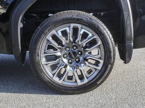 Used 2024 GMC Sierra 1500 Denali Ultimate AWD/4WD image 10
