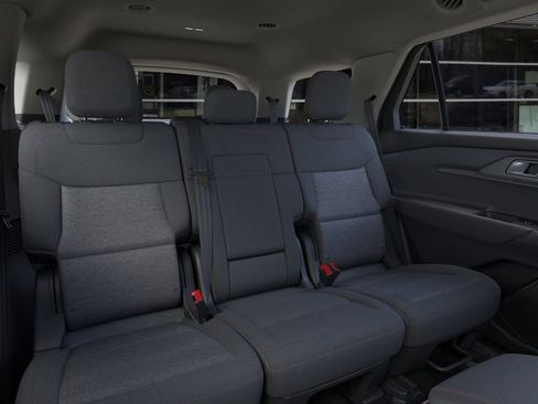 New 2025 Ford Explorer Active image 11