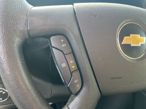 Used 2019 Chevrolet Express 3500 LT w/ LT Preferred Equipment Group image 17