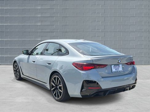 Used 2025 BMW M440i RWD image 3