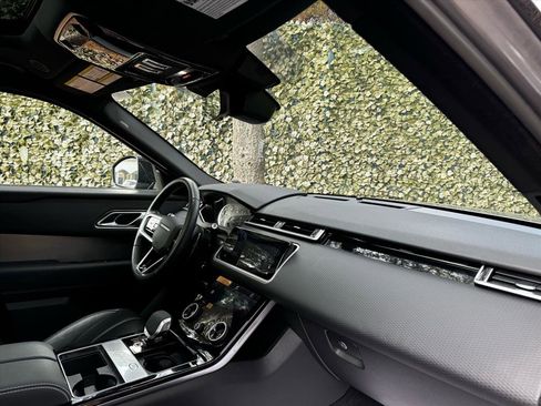 Used 2023 Land Rover Range Rover Velar R-Dynamic S image 25