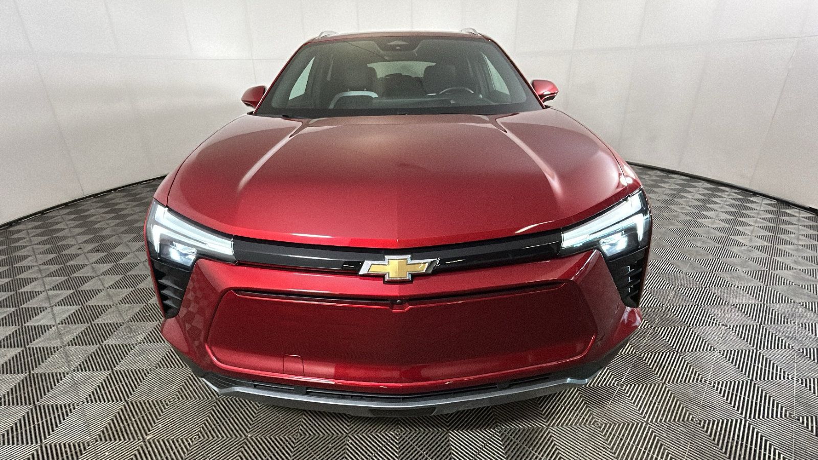Used 2024 Chevrolet Blazer EV LT AWD/4WD image 9