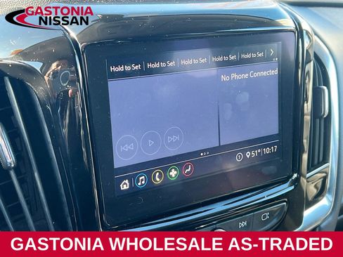 Used 2021 Chevrolet Traverse LT image 13