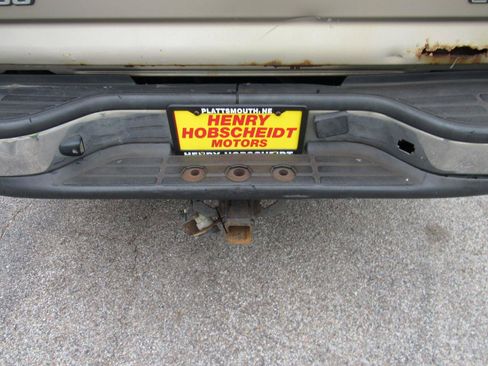 Used 2002 Chevrolet Silverado 2500 LS AWD/4WD image 11