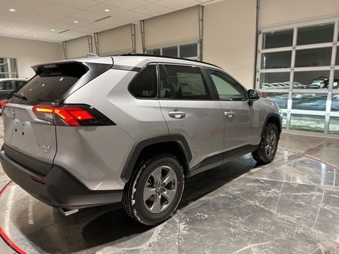 New 2025 Toyota RAV4 XLE image 7