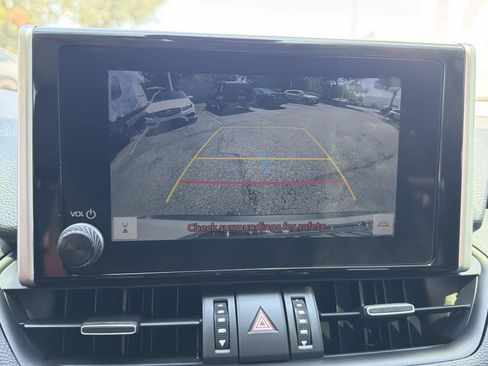 Used 2023 Toyota RAV4 XLE Premium FWD image 21