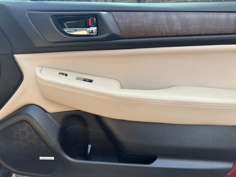 Used 2016 Subaru Outback 2.5i Limited AWD/4WD image 26