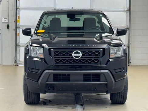 Used 2024 Nissan Frontier S w/ Technology Package image 2